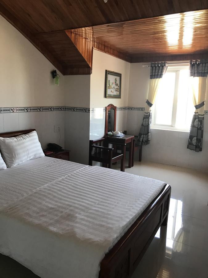 Hong Phuc Hotel Далат Екстер'єр фото