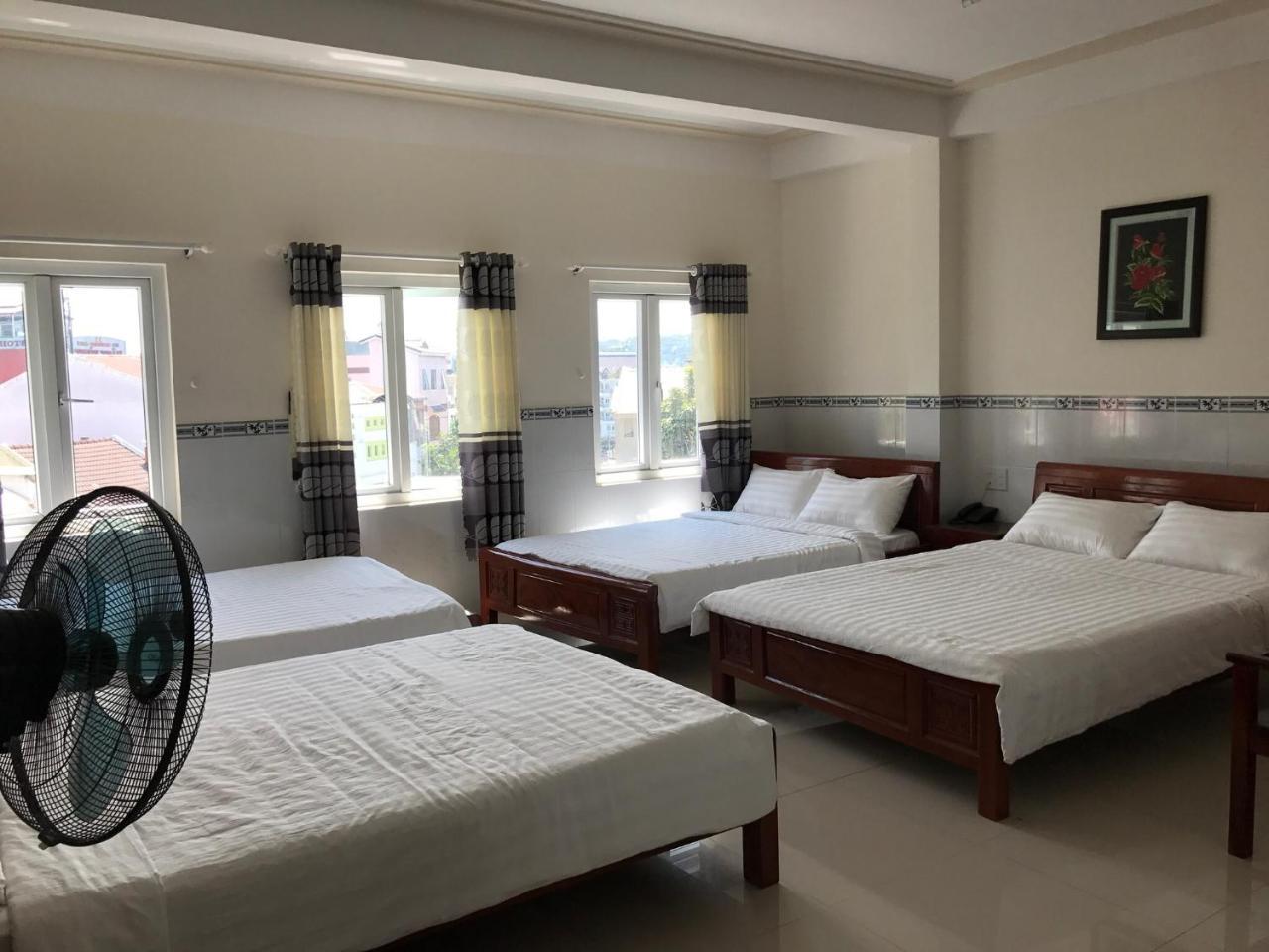 Hong Phuc Hotel Далат Екстер'єр фото